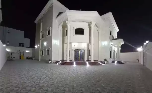 Résidentiel Propriété prête 6 chambres U / f Villa autonome  à vendre au Al-Sadd , Doha #7835 - 1  image 
